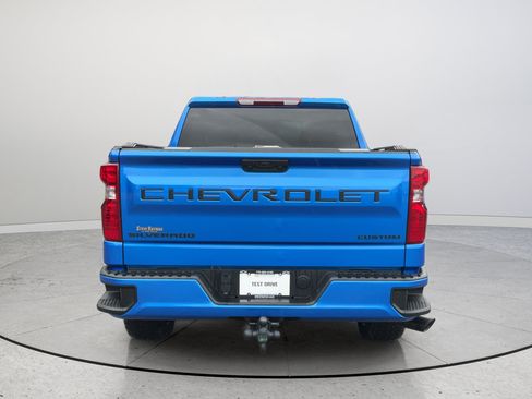 Certified 2025 Chevrolet Silverado 1500 Custom RWD image 8