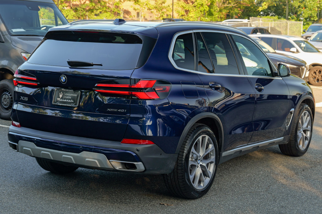 Used 2024 BMW X5 xDrive40i w/ Premium Package AWD/4WD image 7