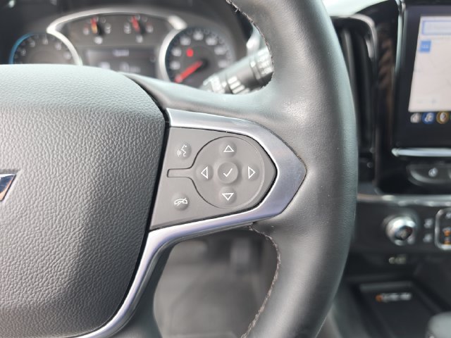 Used 2023 Chevrolet Traverse RS FWD image 35