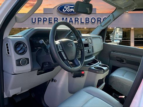 New 2026 Ford E-450 and Econoline 450 Super Duty w/ Power Equipment Group RWD image 6