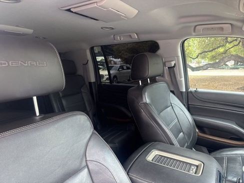 Used 2018 GMC Yukon XL Denali image 20