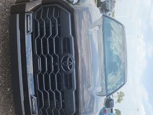 Used 2025 Toyota Tundra Limited w/ TRD Off-Road Package image 7