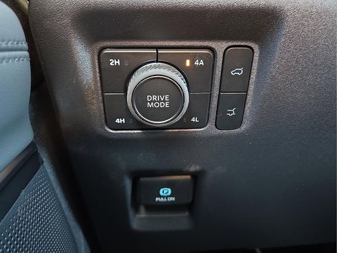 New 2026 Ford Expedition Active image 21