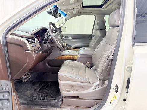 Used 2015 GMC Yukon Denali w/ Premium Package image 13