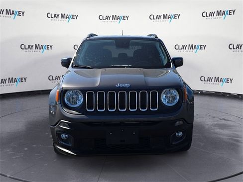 Used 2018 Jeep Renegade Latitude image 8