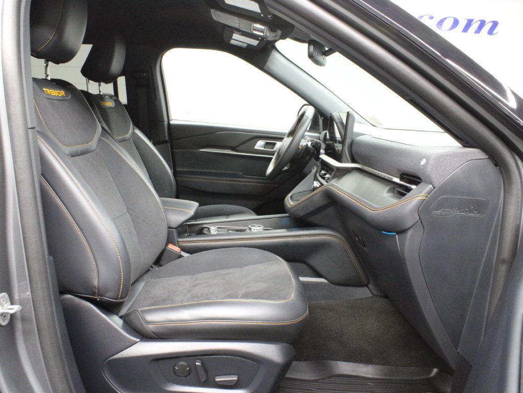 Used 2026 Ford Explorer Tremor w/ Tremor Convenience Package AWD/4WD image 39