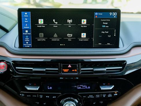 Used 2025 Acura MDX SH-AWD w/ Technology Package image 53