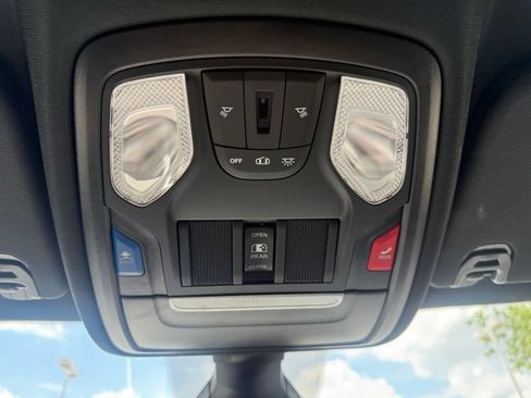 Used 2023 RAM 1500 Big Horn AWD/4WD image 29