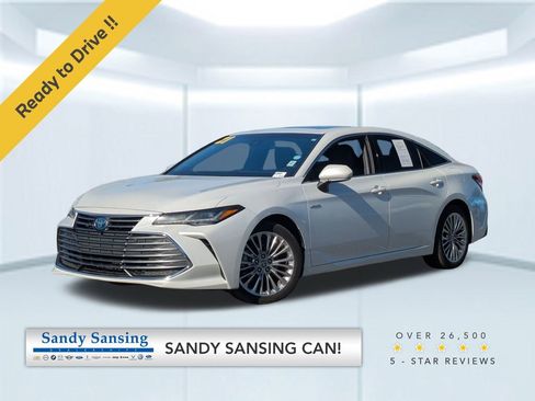 Used 2021 Toyota Avalon Limited image 1