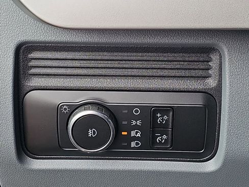 New 2025 Ford F350 XL w/ XL Chrome Package image 27