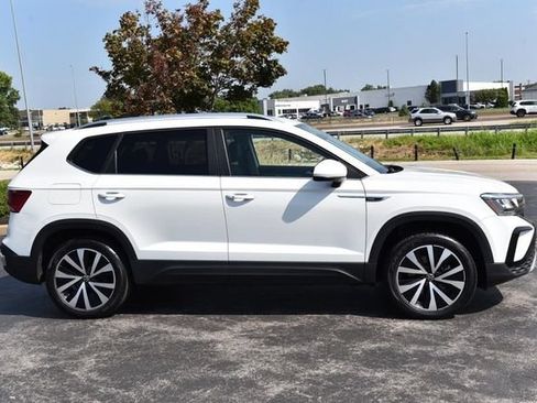 Used 2022 Volkswagen Taos SE AWD/4WD image 5