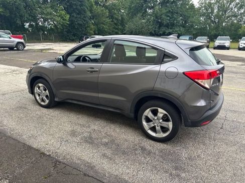 Used 2021 Honda HR-V LX image 7