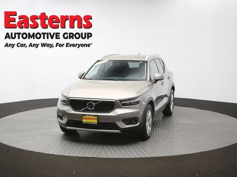 Used 2022 Volvo XC40 T4 Momentum FWD image 55