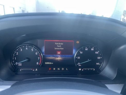 Used 2021 Ford Explorer XLT w/ Equipment Group 202A image 12