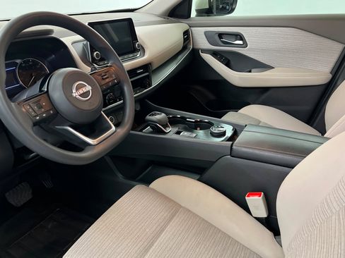 Used 2023 Nissan Rogue SV AWD/4WD image 16