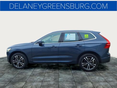 Used 2018 Volvo XC60 T6 Momentum w/ Convenience Package image 6