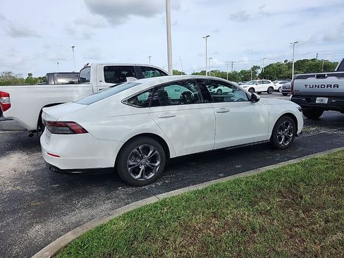 Used 2024 Honda Accord EX-L image 5