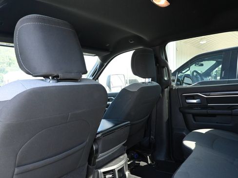 Used 2024 RAM 2500 Big Horn AWD/4WD image 22