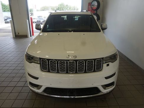 Used 2018 Jeep Grand Cherokee Summit AWD/4WD image 15
