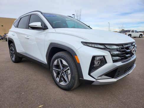 Certified 2025 Hyundai Tucson SEL image 2