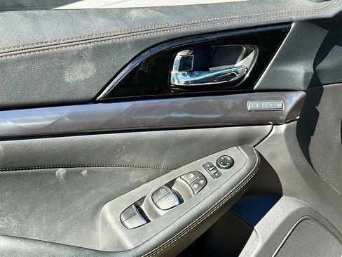 Used 2023 Nissan Maxima SR w/ Sport Mat Group image 18