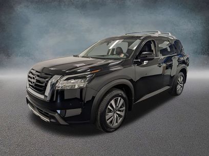 Used 2023 Nissan Pathfinder SL