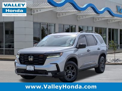 Certified 2025 Honda Pilot TrailSport
