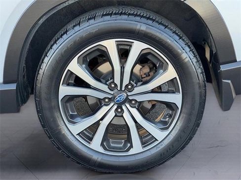 Used 2020 Subaru Forester Limited w/ Popular Package #3 image 7