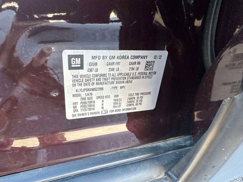 Certified 2022 Chevrolet Trax LT w/ LT Convenience Package image 36