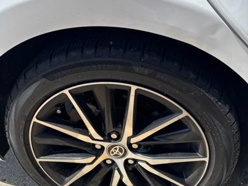Used 2023 Toyota Camry SE FWD image 17