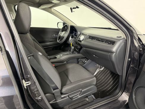 Used 2018 Honda HR-V LX image 22
