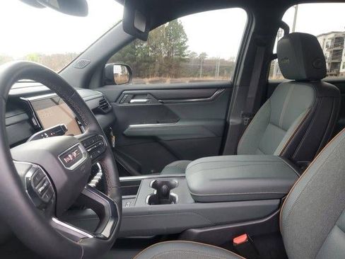 Used 2024 GMC Acadia AT4 image 17