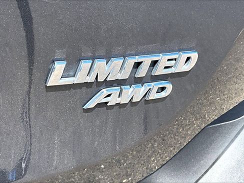 Used 2015 Toyota RAV4 Limited w/ Technology Package AWD/4WD image 9