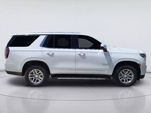 Used 2024 Chevrolet Tahoe LS RWD image 6