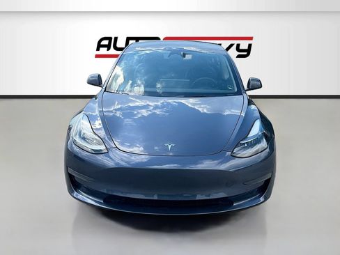 Used 2023 Tesla Model 3 Standard Range RWD image 2