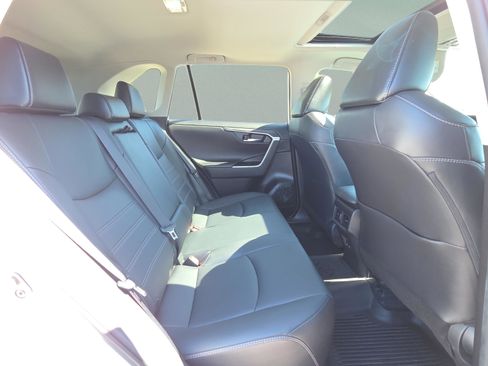 Certified 2021 Toyota RAV4 Limited image 18