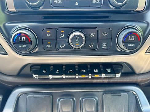 Used 2015 GMC Sierra 2500 Denali w/ Duramax Plus Package AWD/4WD image 26