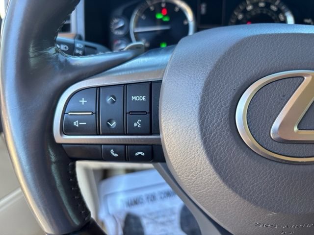 Used 2017 Lexus LX 570 4WD w/ Luxury Package image 14