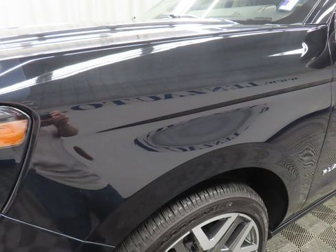 Used 2025 Ford Expedition Max Platinum w/ Platinum Ultimate Package image 57