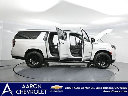New 2024 Chevrolet Suburban High Country