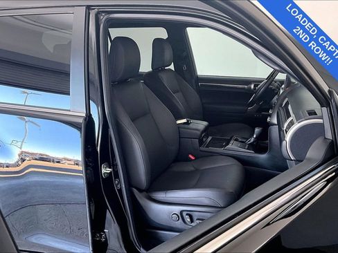 Used 2023 Lexus GX 460 Premium w/ Accessory Package image 11