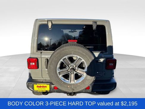 Used 2018 Jeep Wrangler Unlimited Sahara image 7