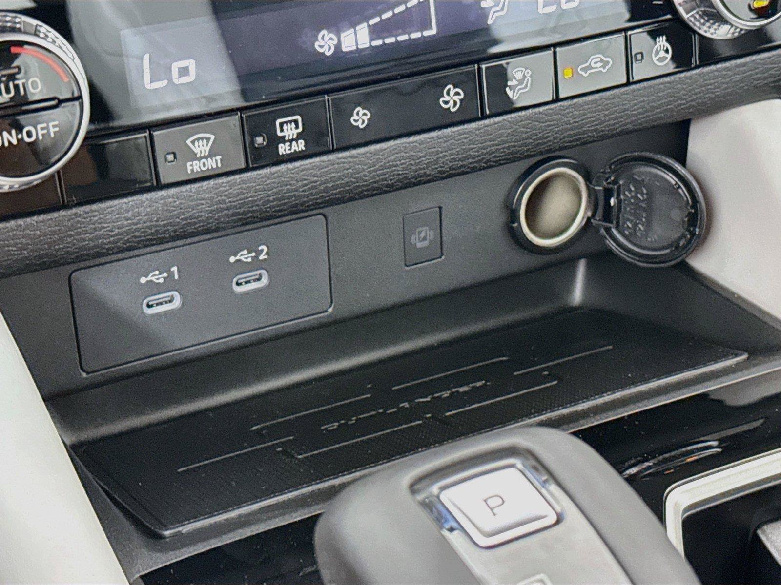 New 2026 Mitsubishi Outlander SE FWD image 21
