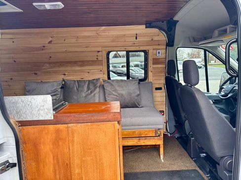 Used 2019 Ford Transit 250 148 Medium Roof image 21