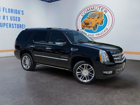 Used 2014 Cadillac Escalade Platinum RWD image 8