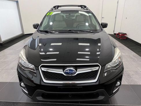 Used 2017 Subaru Crosstrek 2.0i Limited AWD/4WD image 7