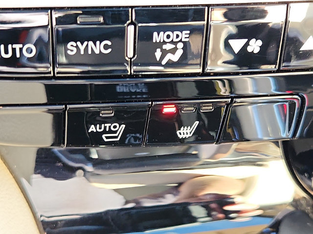 Used 2024 Acura MDX SH-AWD image 23