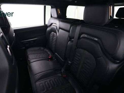 Used 2023 Rivian R1S Adventure AWD/4WD image 24