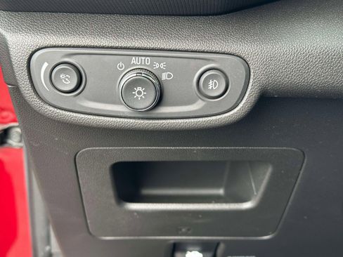 Certified 2023 Chevrolet TrailBlazer RS w/ Convenience Package image 18