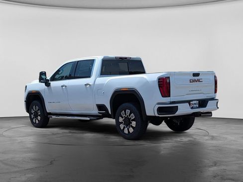 New 2026 GMC Sierra 3500 Denali w/ Denali Reserve Package AWD/4WD image 9